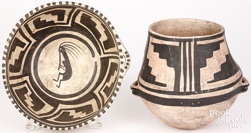 TWO CONTEMPORARY ANASAZI INDIAN 3c9af6