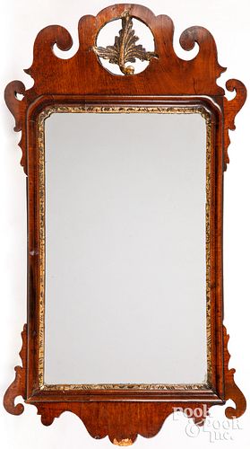 CHIPPENDALE MAHOGANY LOOKING GLASS  3c9b84