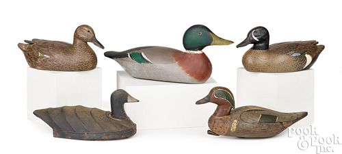 FIVE CARVED AND PAINTED DUCK DECOYSFive 3c9c3a