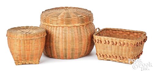 THREE NATIVE AMERICAN BASKETSThree 3c9c37