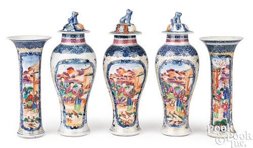 CHINESE EXPORT PORCELAIN GARNITURE 3c9ecb