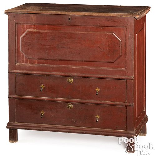 WILLIAM AND MARY PAINTED CHEST  3c9fad