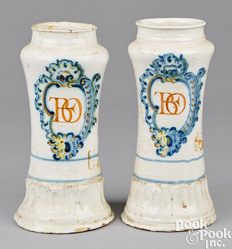 PAIR OF SPANISH TALAVERA DE LA 3ca118