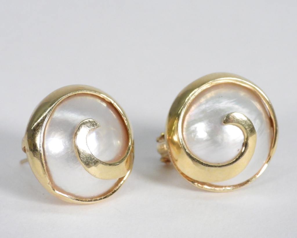 ESTATE 14K GOLD MABE PEARL EARRINGS 3ccc14