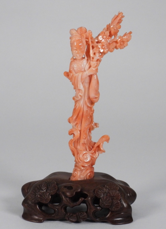 CHINESE CARVED CORAL GUANYIN SCULPTURE