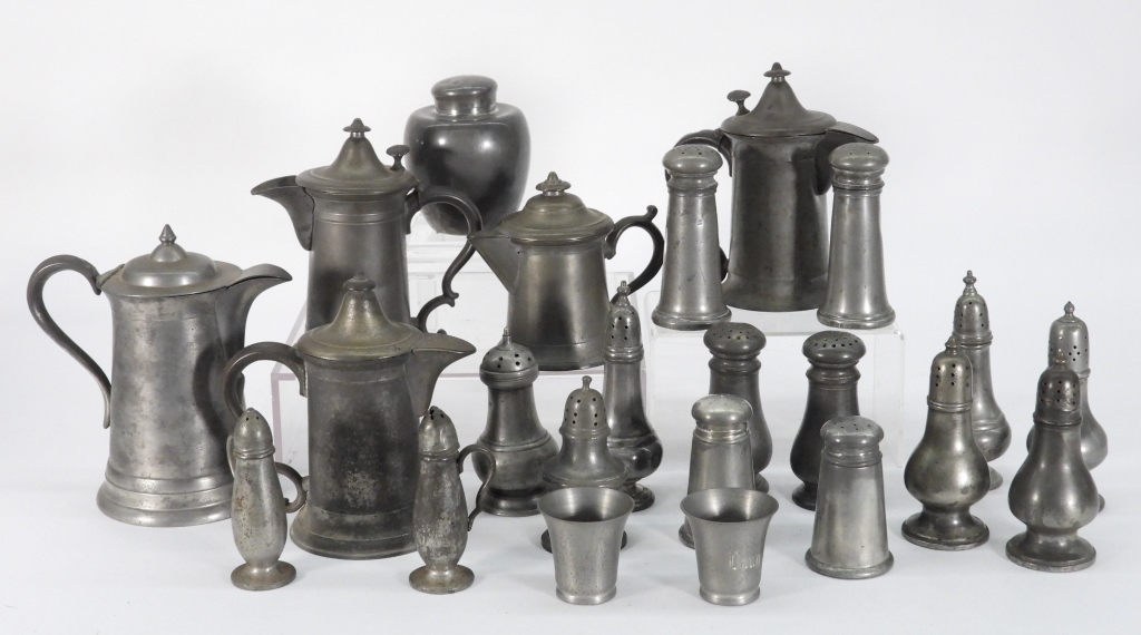 22PC ASSORTED PEWTER TABLEWARE 3ccc75