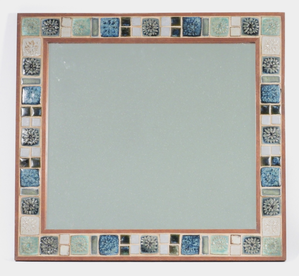 MCM DANISH MODERN BLUE TILE WALL 3ccc96