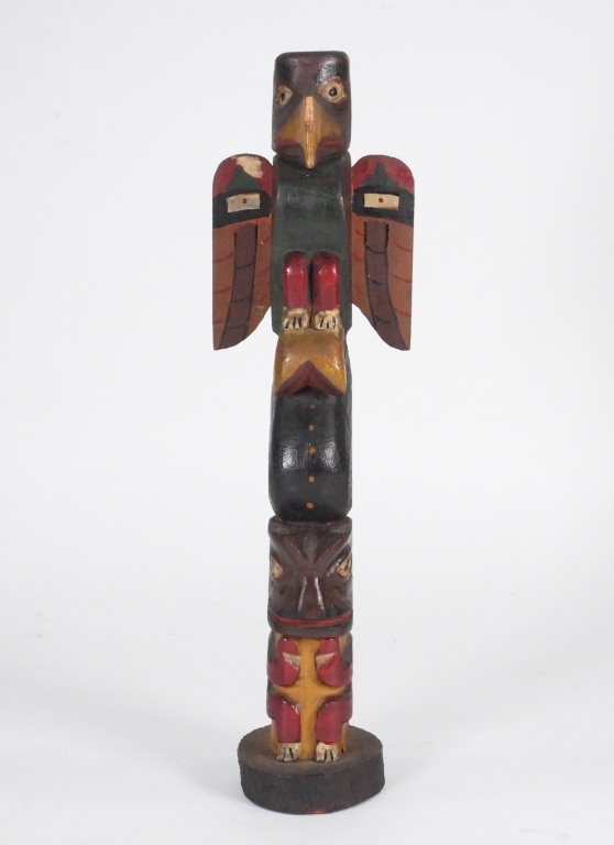 NATIVE AMERICAN CARVED WOOD TOTEM 3ccd07