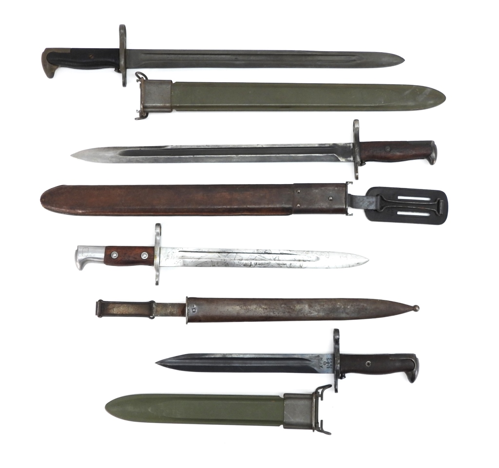 GROUP OF FOUR U S BAYONETS United 3ccdc5
