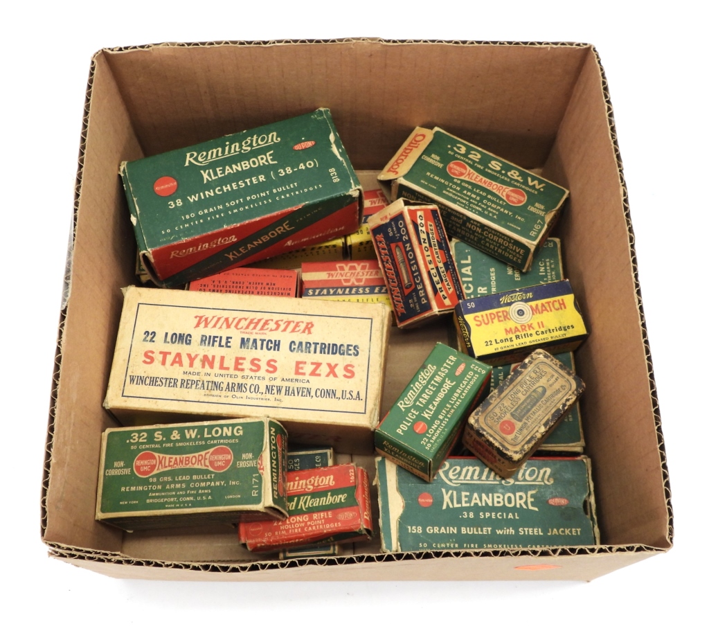 GROUP OF VINTAGE PISTOL AMMUNITION ,A