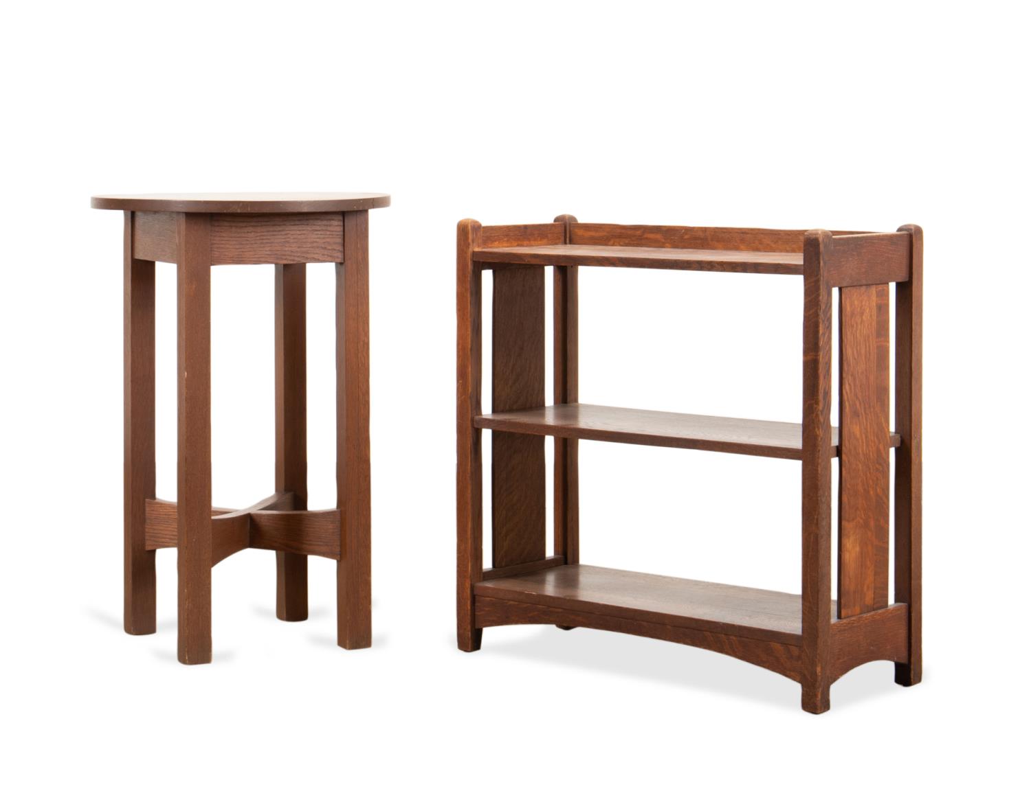 2PCS ARTS & CRAFTS TABLE & BOOK SHELF,