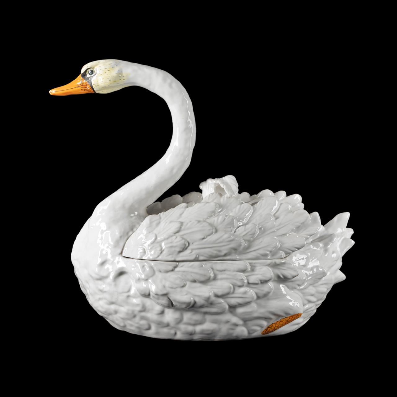 LARGE ITALIAN BASSANO CERAMIC SWAN