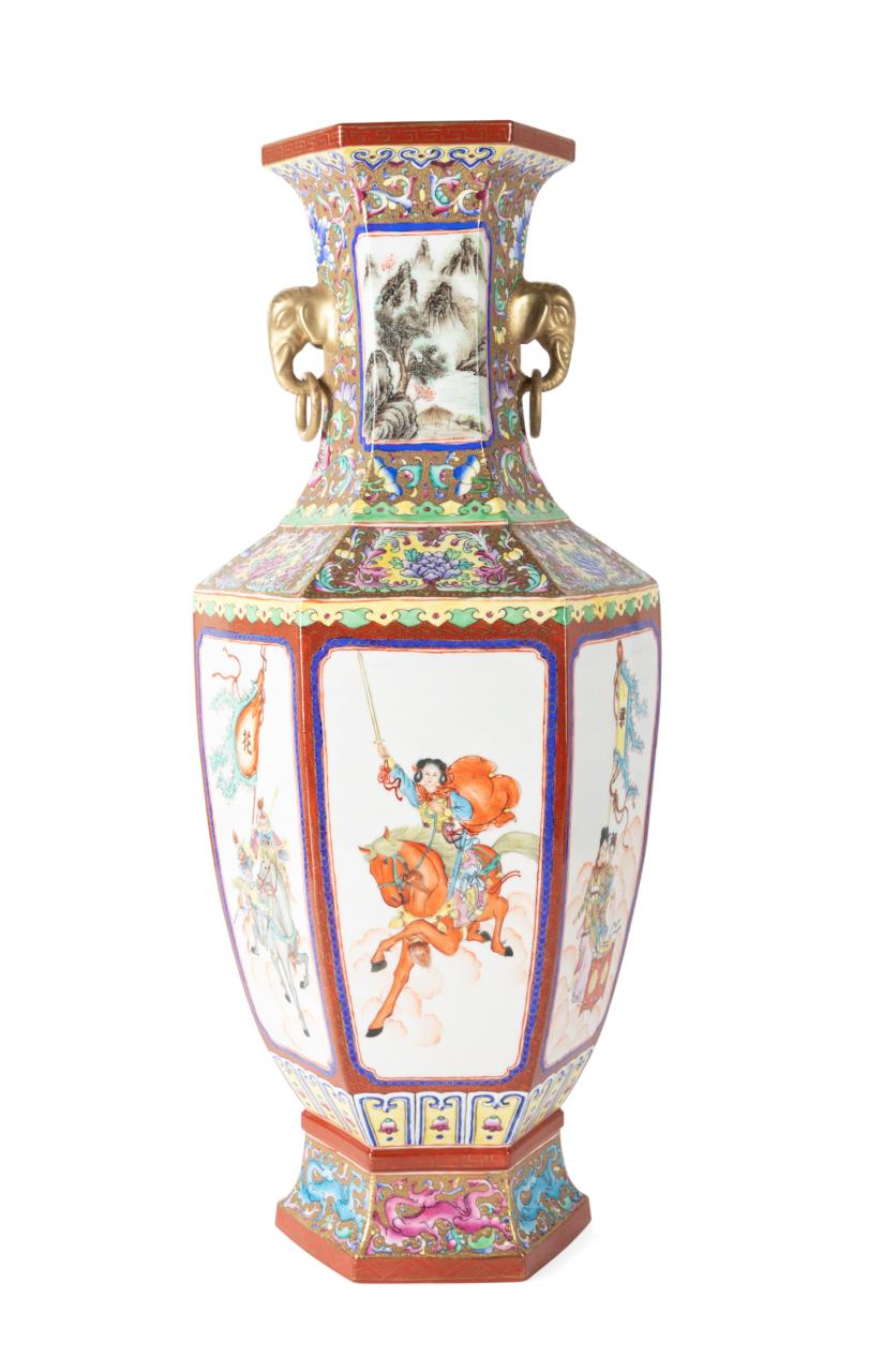 CHINESE FAMILLE ROSE ROULEAU VASE