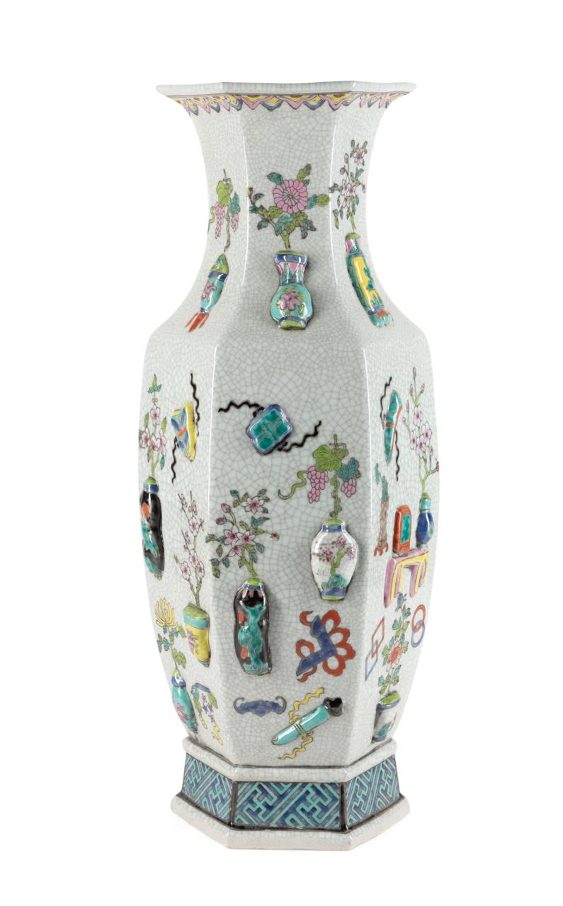 CHINESE FAMILLE ROSE BOGU VASE 3cd3d0