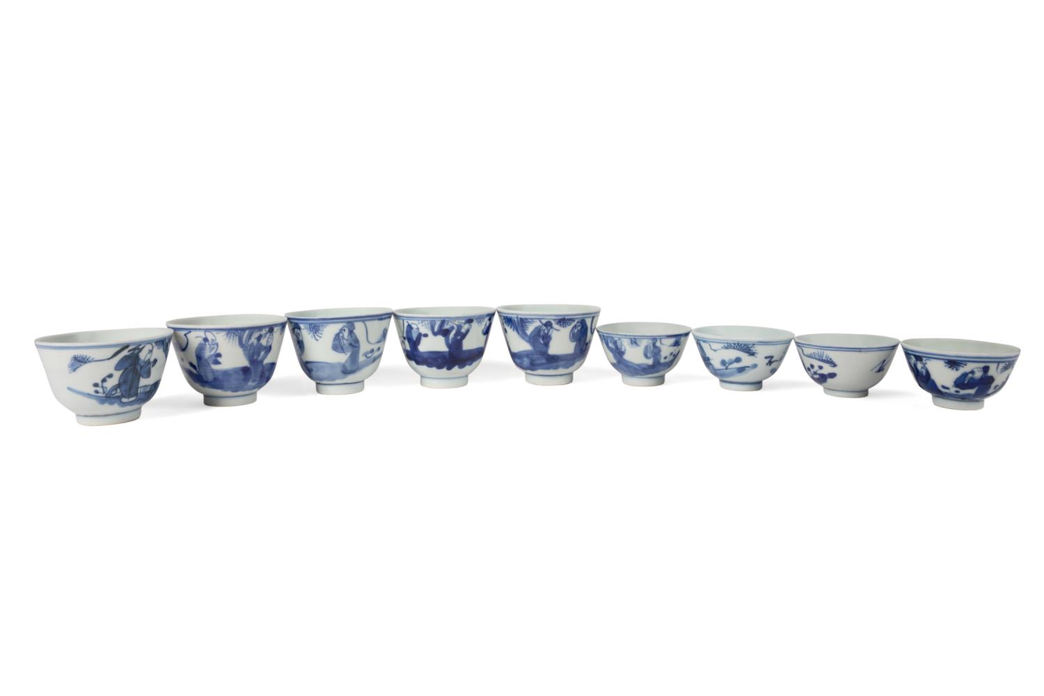 GROUP OF 9 CHINESE BLUE & WHITE TEA