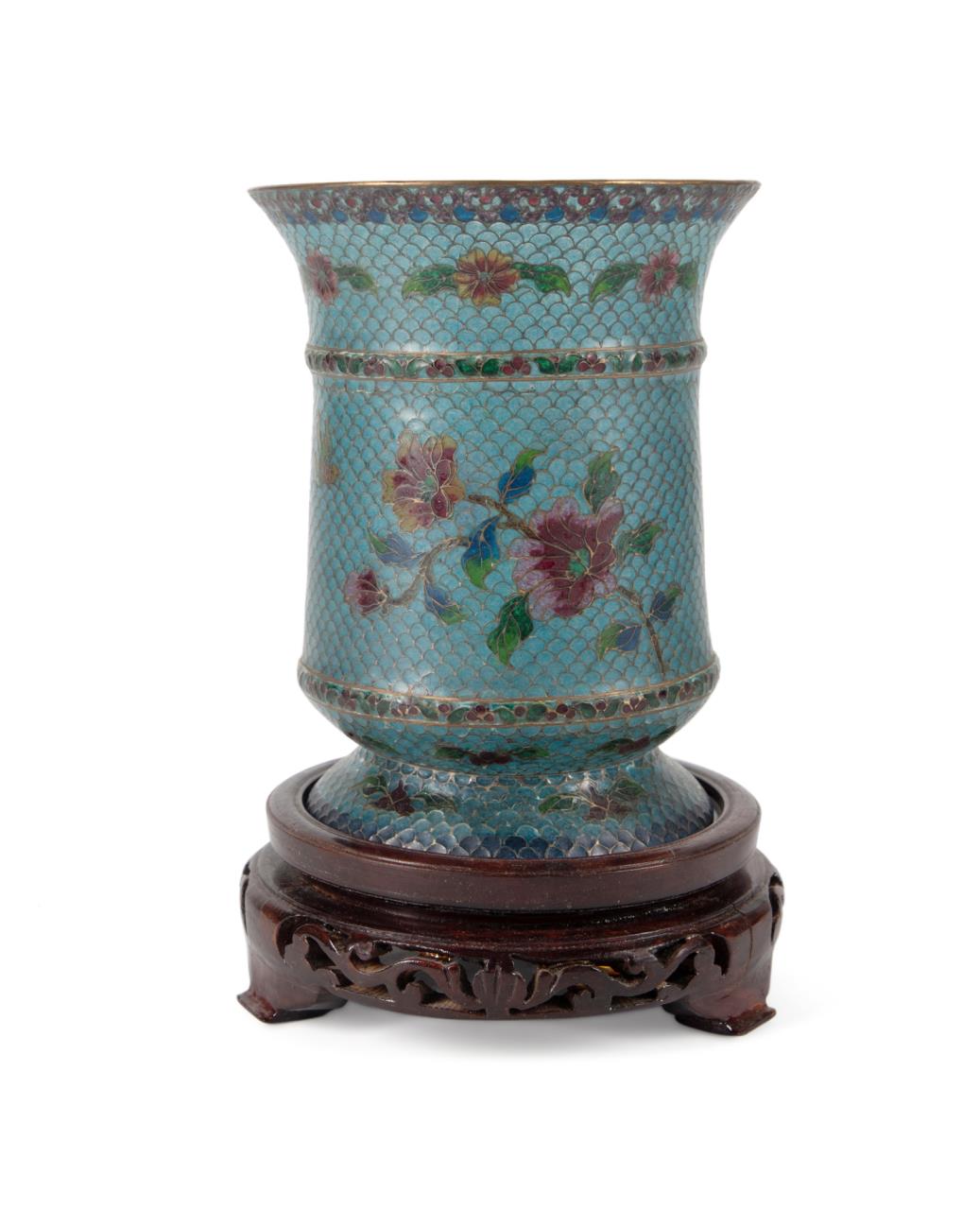 CHINESE PLIQUE A JOUR FLORAL VASE 3cd4a4