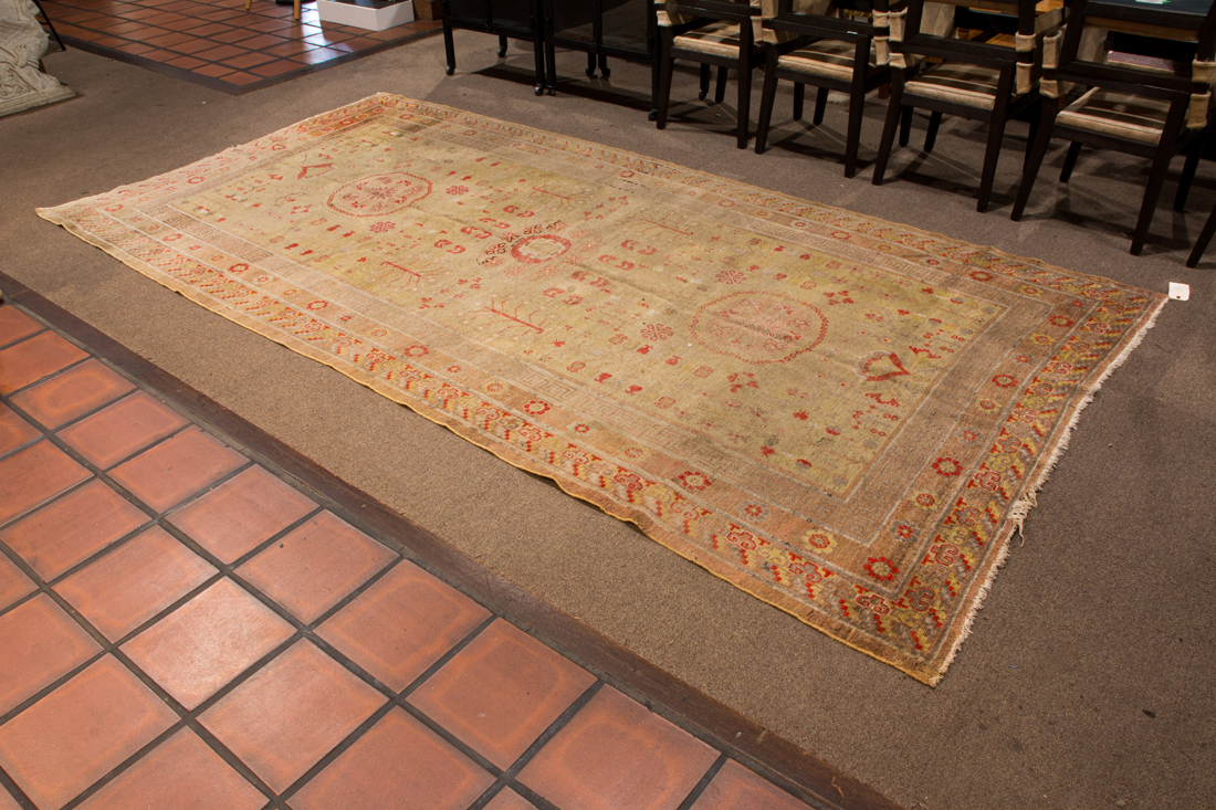 AN OUSHAK PATTERN CARPET An Oushak 3cda72