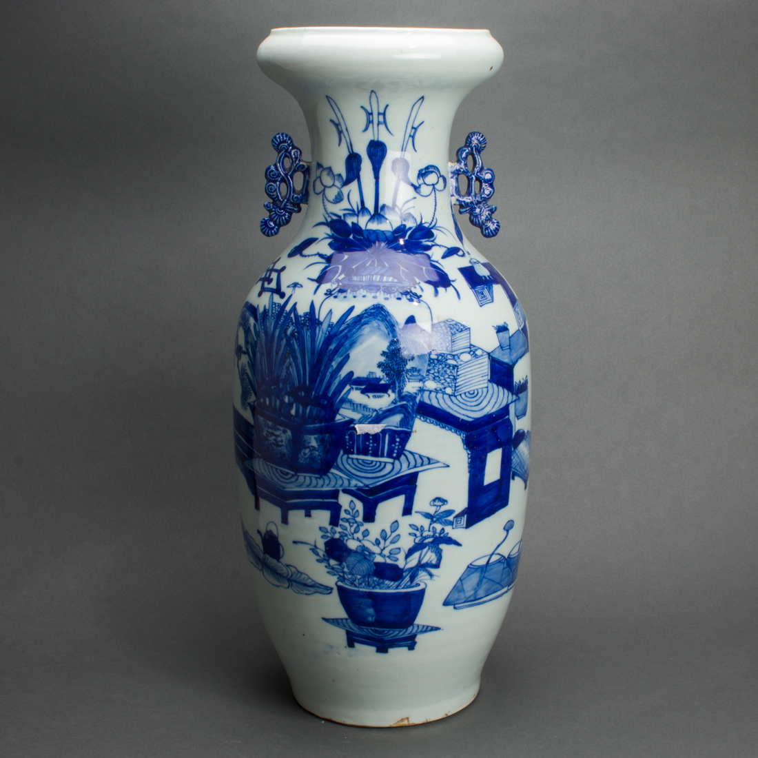 CHINESE UNDERGLAZE BLUE VASE FOR THE