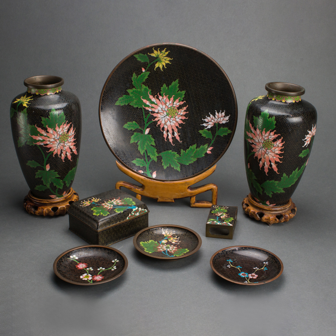 (LOT OF 8) CHINESE CLOISONNE ENAMEL