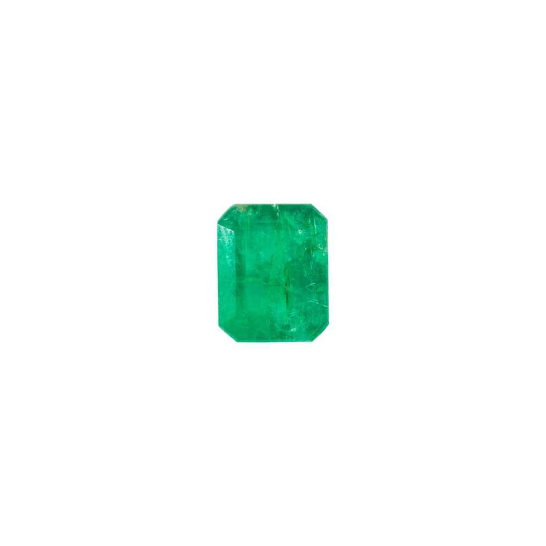 AN UNMOUNTED EMERALD An unmounted