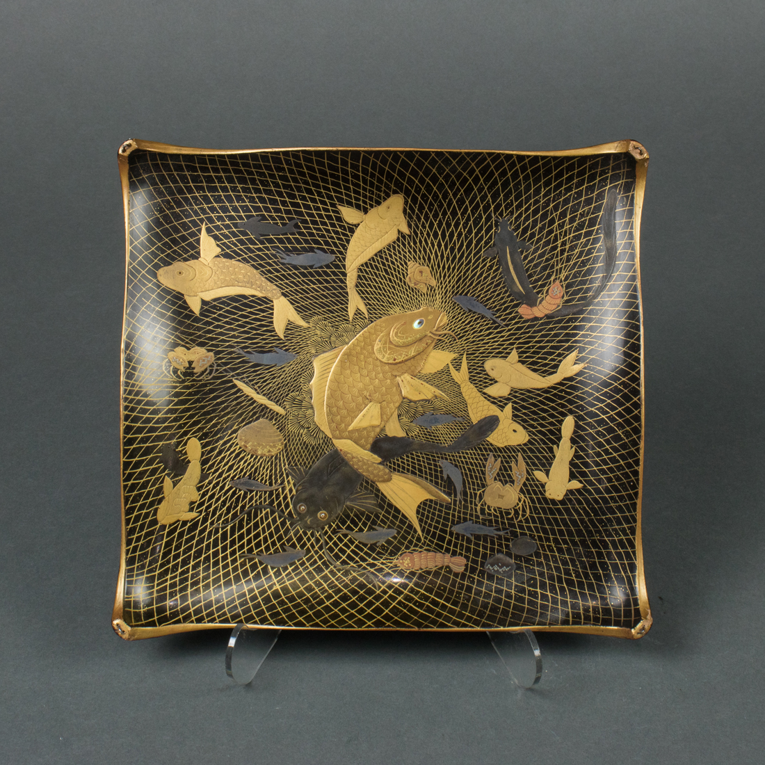 JAPANESE GILT LACQUERED TRAY Japanese