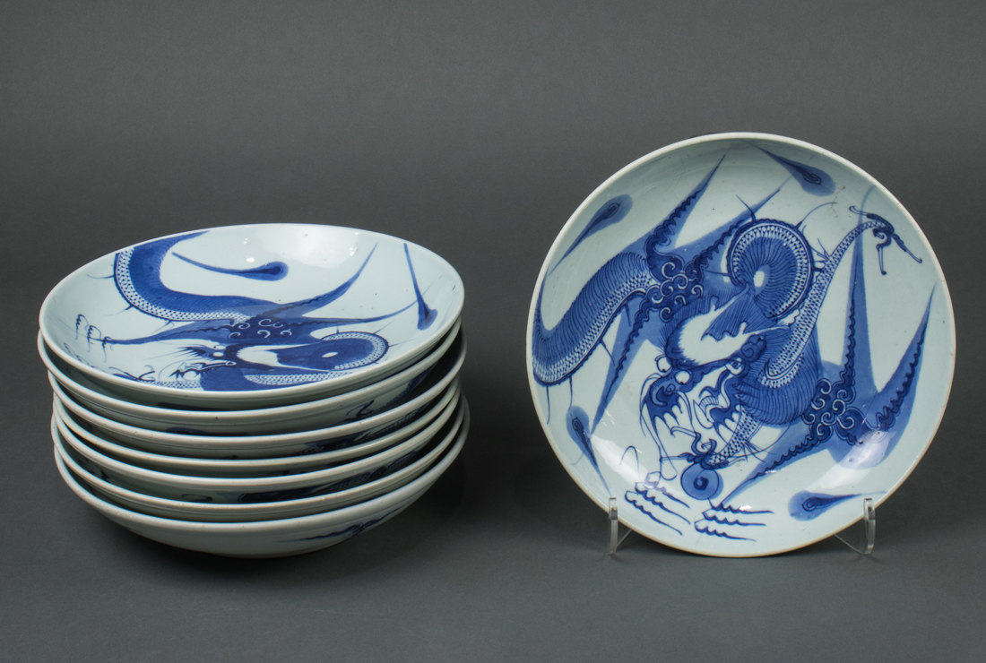 (LOT OF 8) CHINESE UNDERGLAZE BLUE