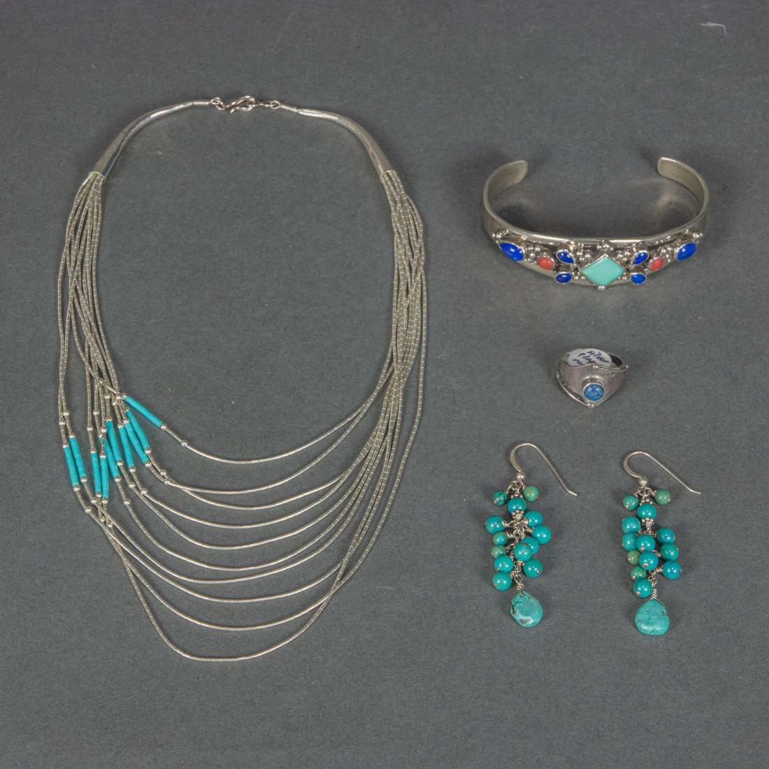 A LOT OF NATIVE AMERICAN TURQUOISE 3cdf52