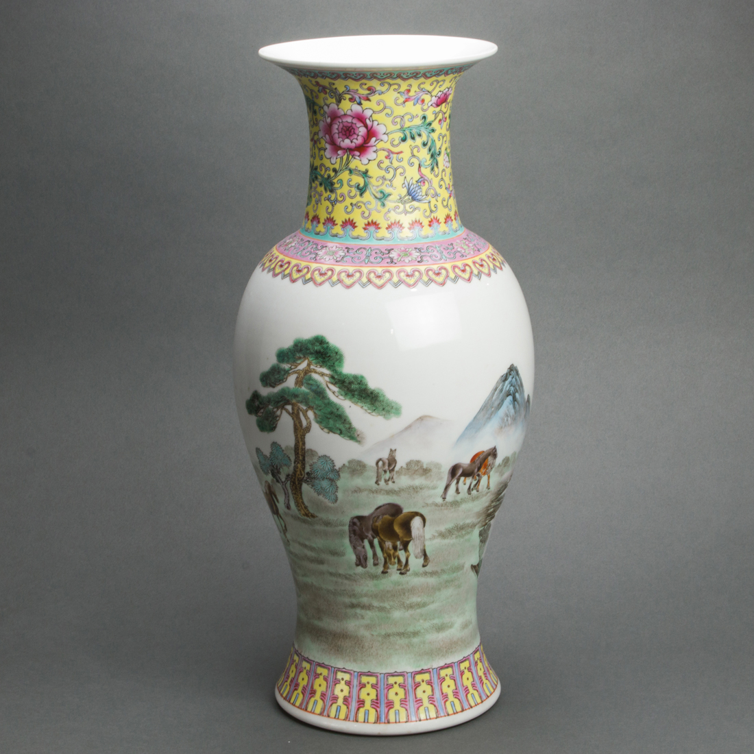 CHINESE FAMILLE ROSE VASE Chinese