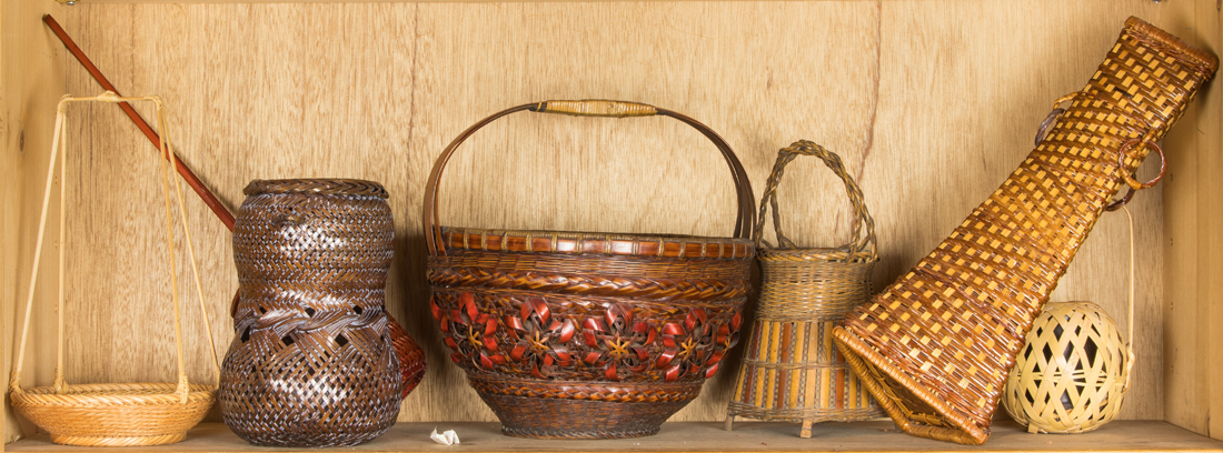  LOT OF 7 JAPANESE BAMBOO BASKETS 3ce00a