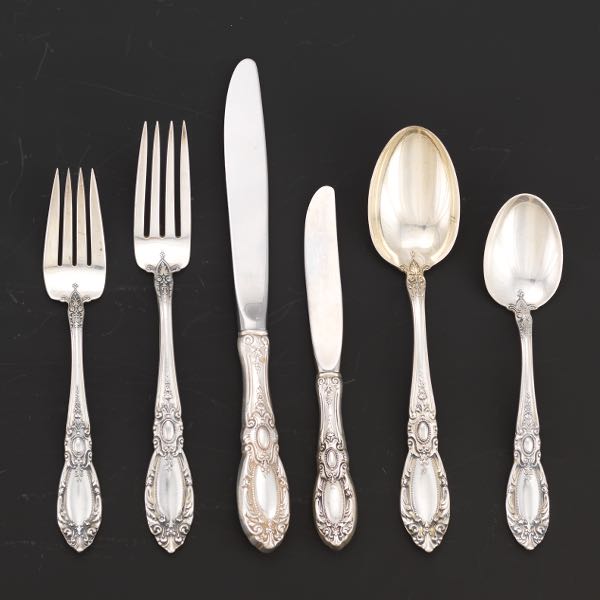 TOWLE FLATWARE SET FOR EIGHT, "KING