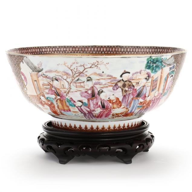 A CHINESE EXPORT PORCELAIN ROSE MANDARIN