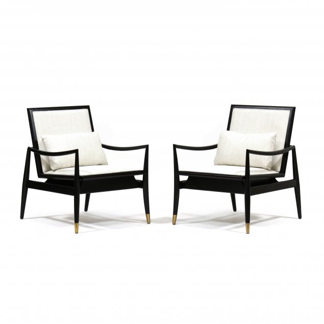 MODERN HISTORY PAIR OF BLACK LACQUERED 3cc122