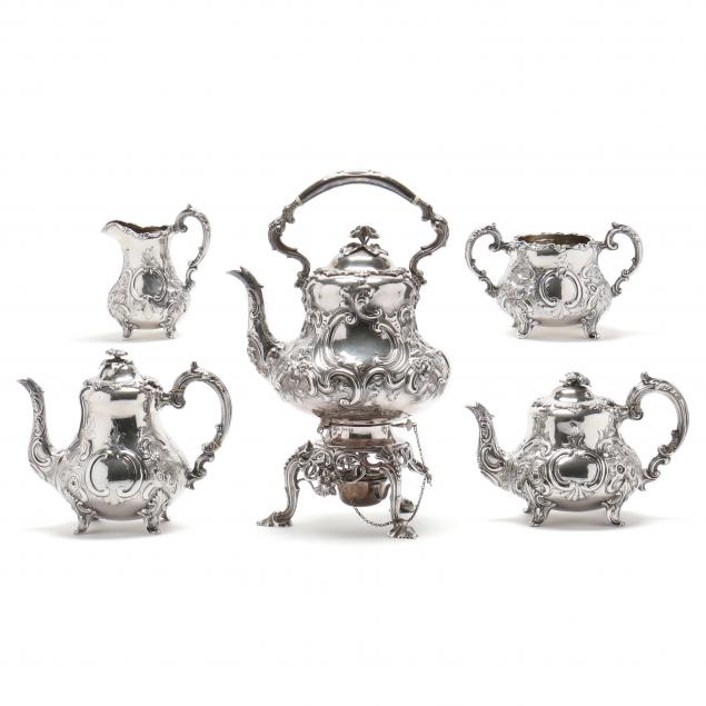 AN ASSEMBLED VICTORIAN SILVER TEA 3cc1a8