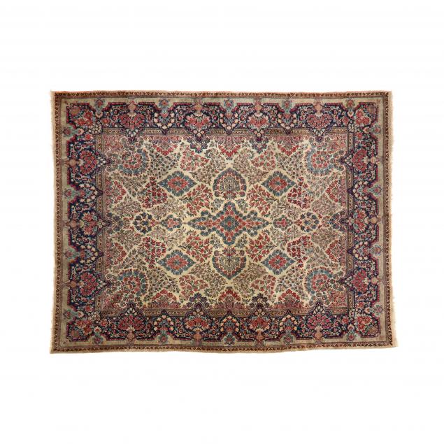 SEMI-ANTIQUE HAND-KNOTTED CARPET