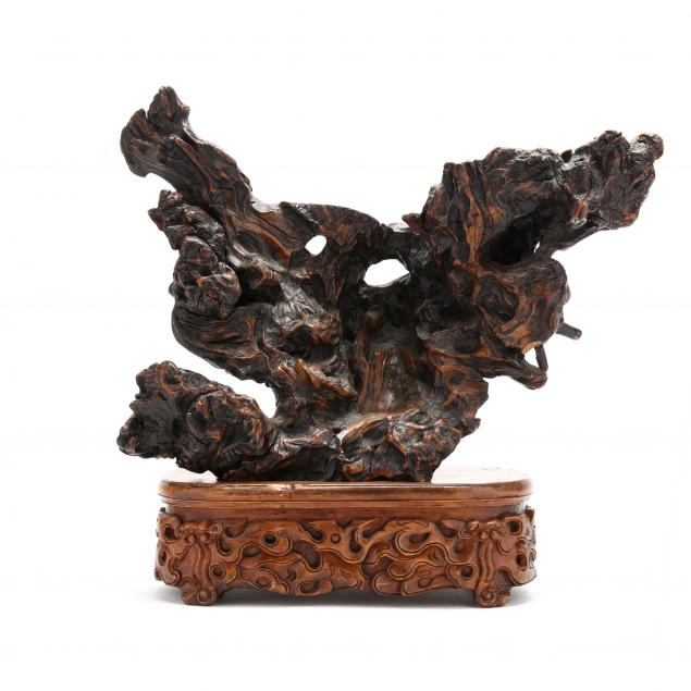 A CHINESE ROOTWOOD SCULPTURE An