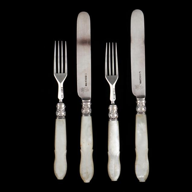 A VICTORIAN SILVER FISH SET WITH