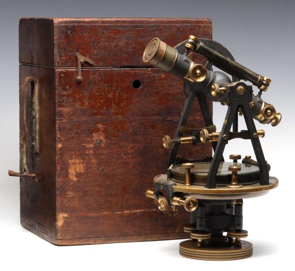 A CIRCA 1900 THEODOLITE SURVEYING INSTRUMENT