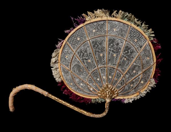 A 19TH CENT INDIA HAND FAN OR SCREEN