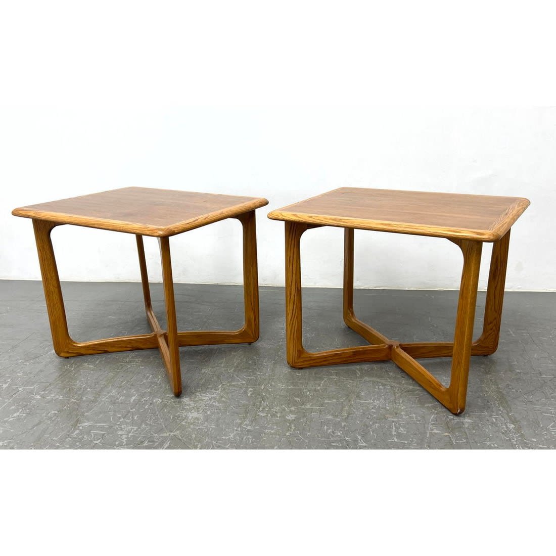 Pr LANE American Modern Walnut 3cf1ba