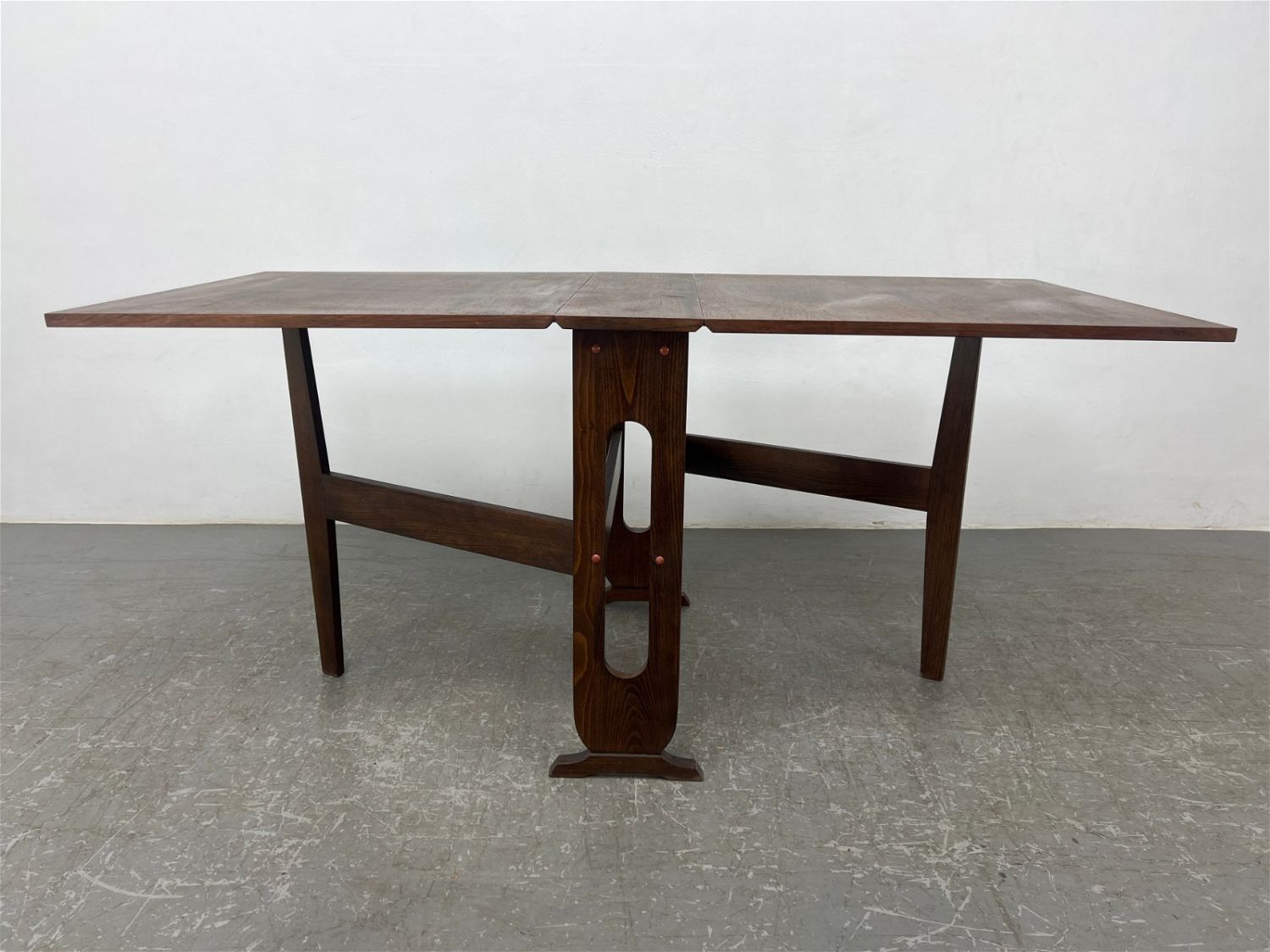 Danish Modern Rosewood Drop Leaf 3cf1e6