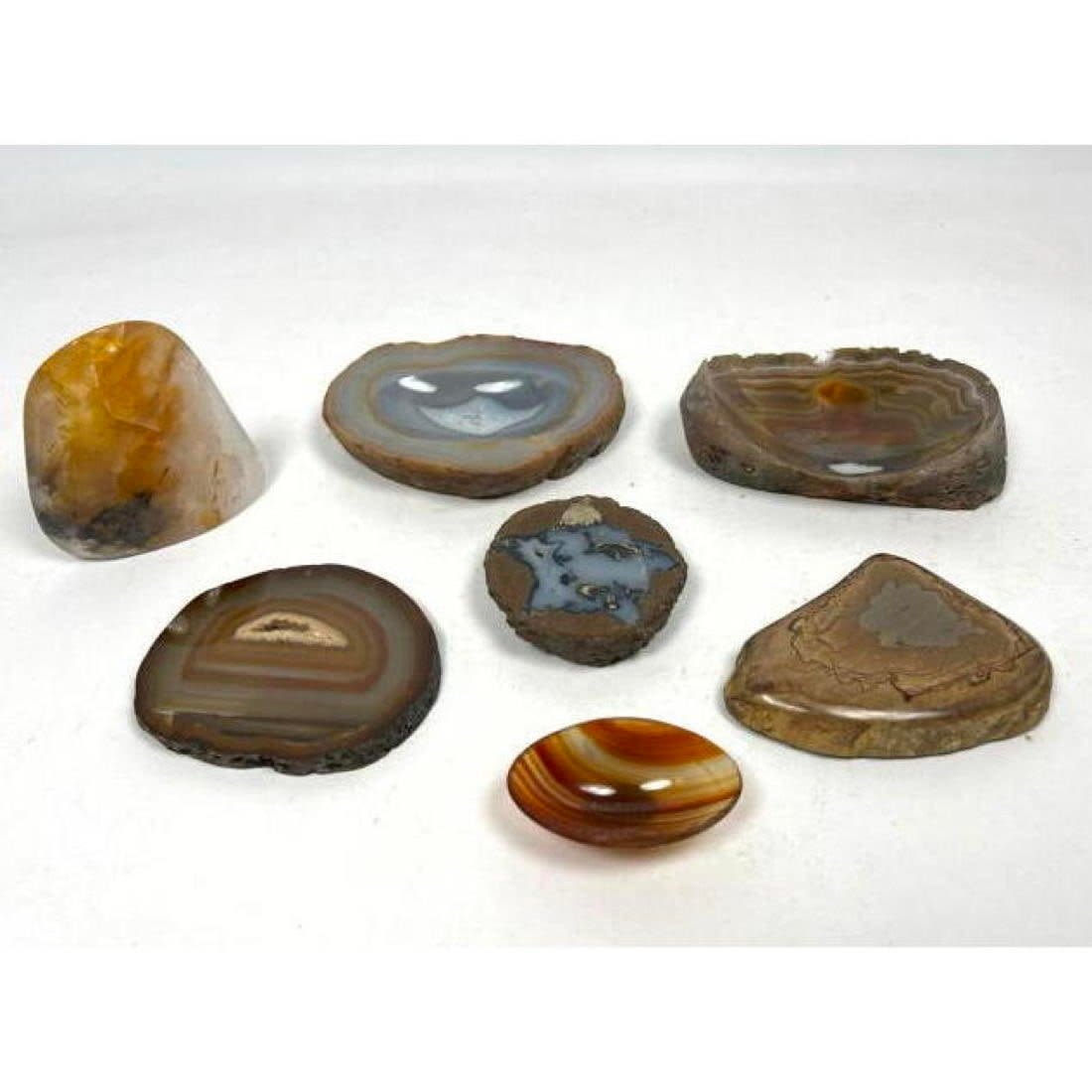 7pc assorted agate pieces. Small