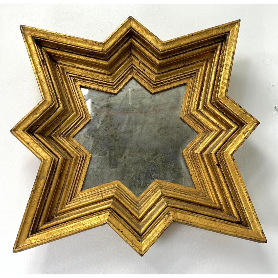 Gold gilt star mirror with deep 3cf49b