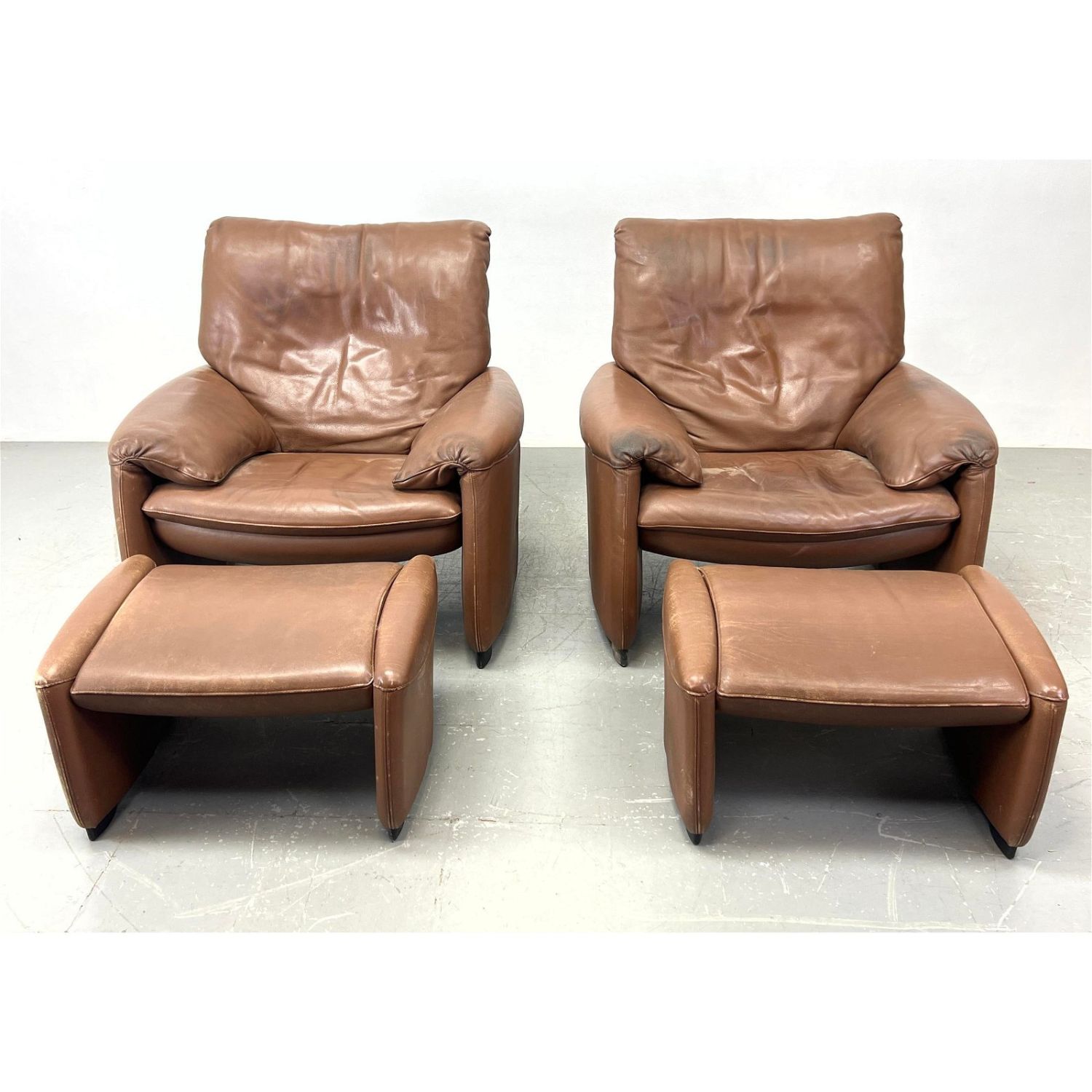 Pair French Brown Leather Lounge 3cf53f