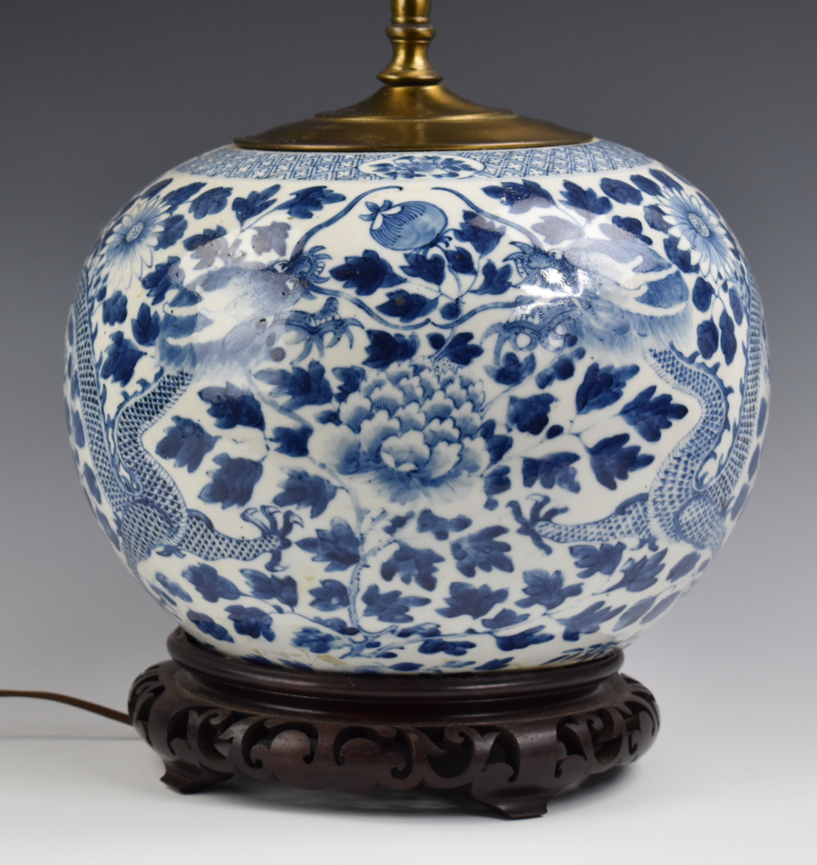 CHINESE BLUE WHITE JAR W DRAGON MAL 3cf90e