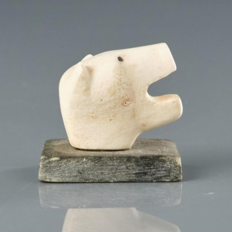 BEAR HEADNatural material, stone