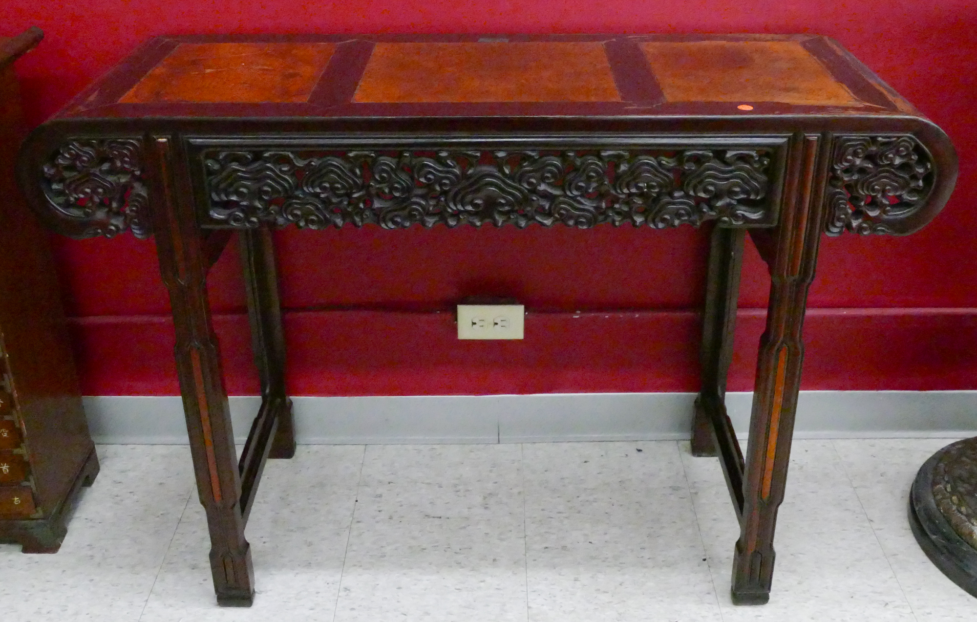 Chinese Carved Rosewood Lingzhi