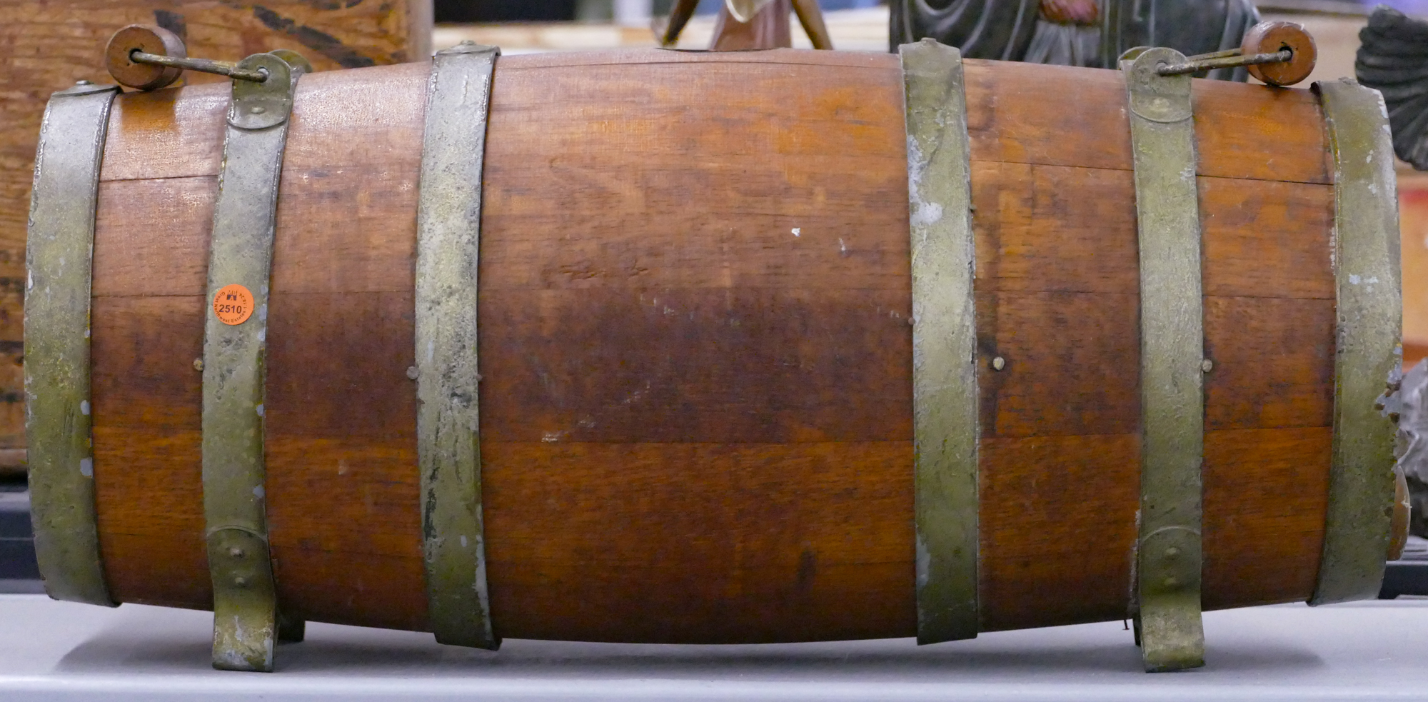 Anitque Oak Handled Barrel Cask 3cfca2