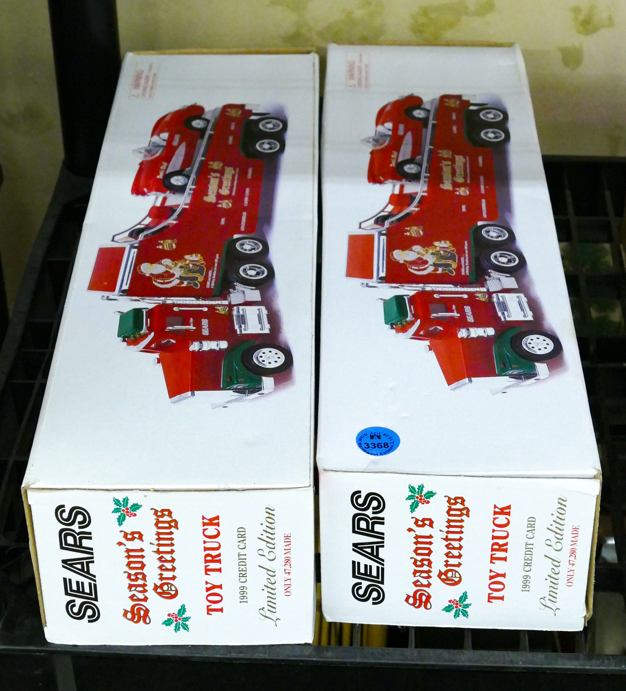 2pc Sears Christmas Toy Trucks 3cfd77