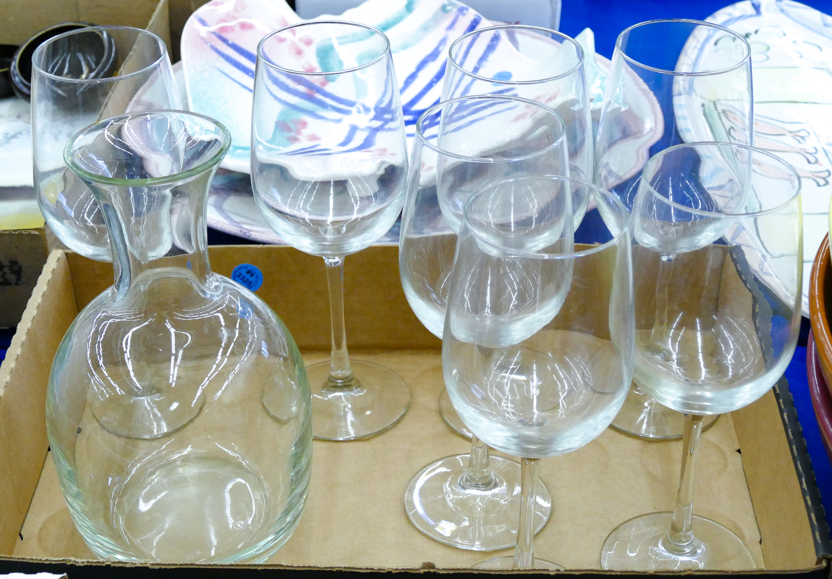 Box Glass Wine Goblets etc  3cfdf1