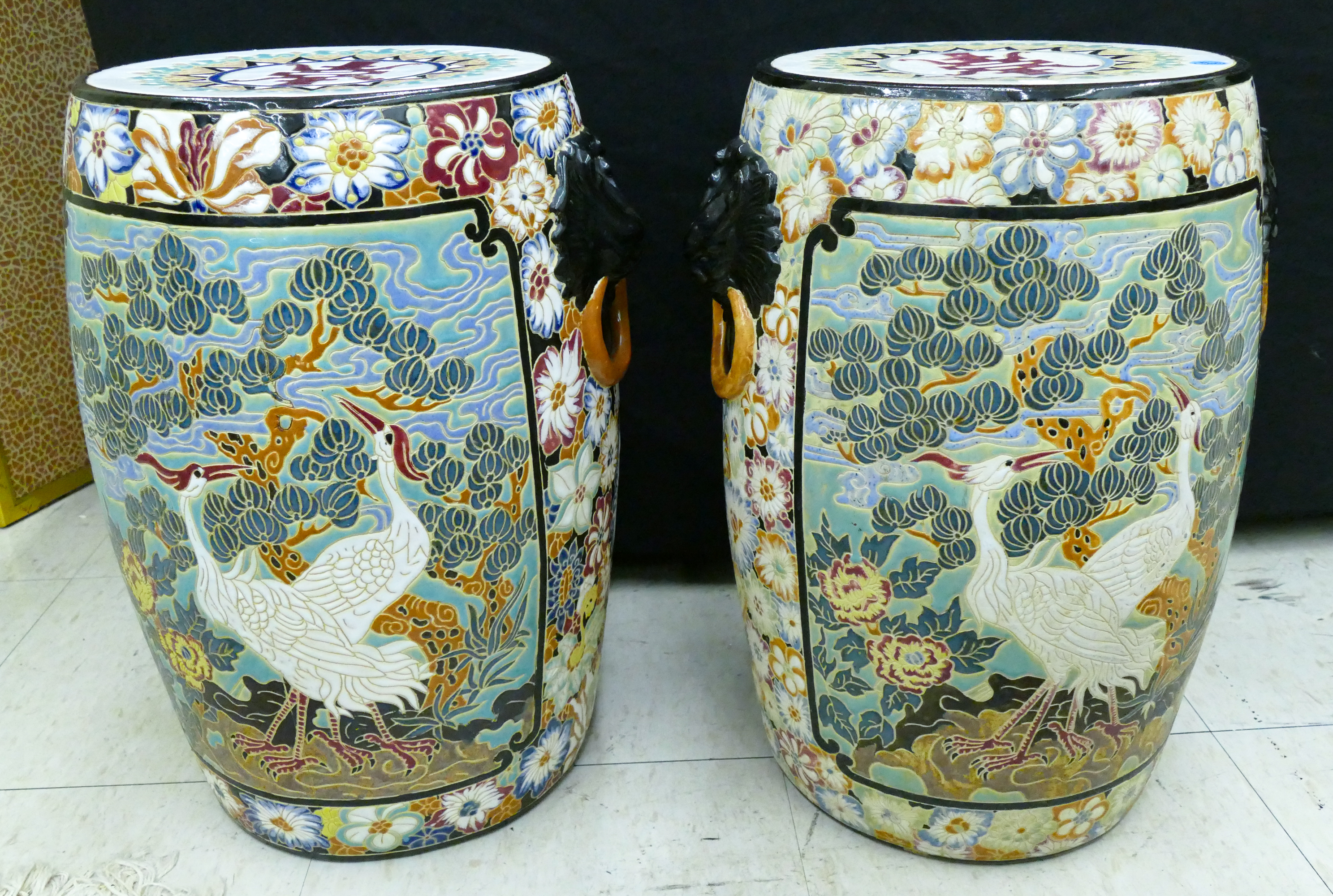 Pair Chinese Shiwan Decorated Garden 3cfec9